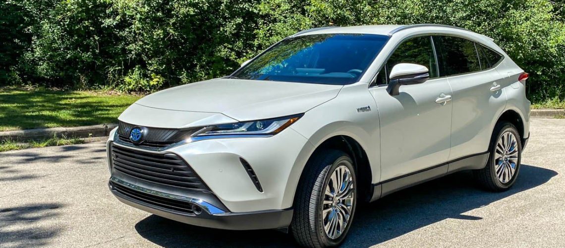 Toyota Venza car rental in LA