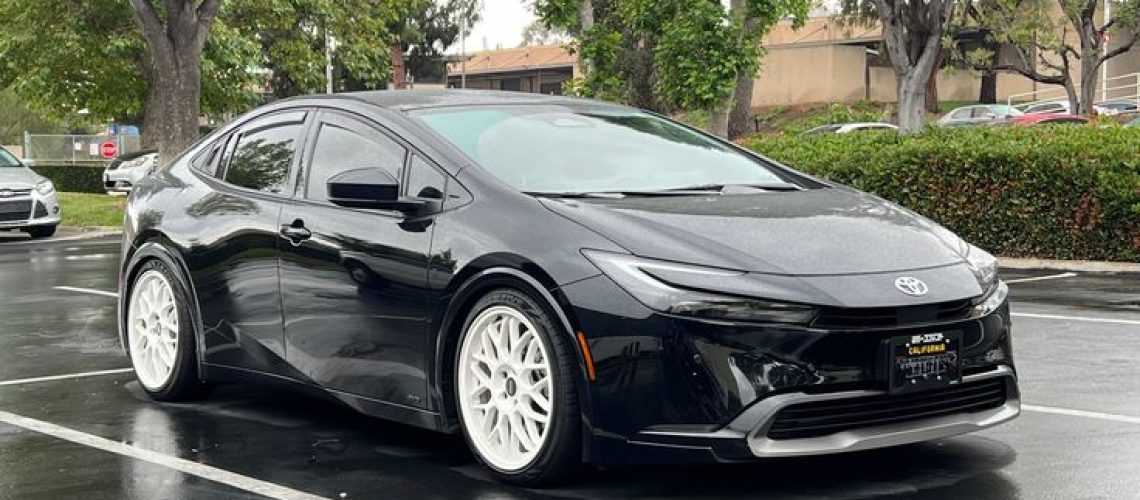 Toyota prius 2025 car rental in LA